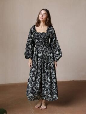 Millie Catherine Dress Black Hibiscus Midi Smocked Tropical Size XS Cotton